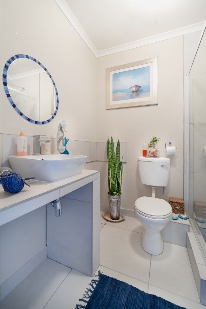 bathroom wall decor ideas