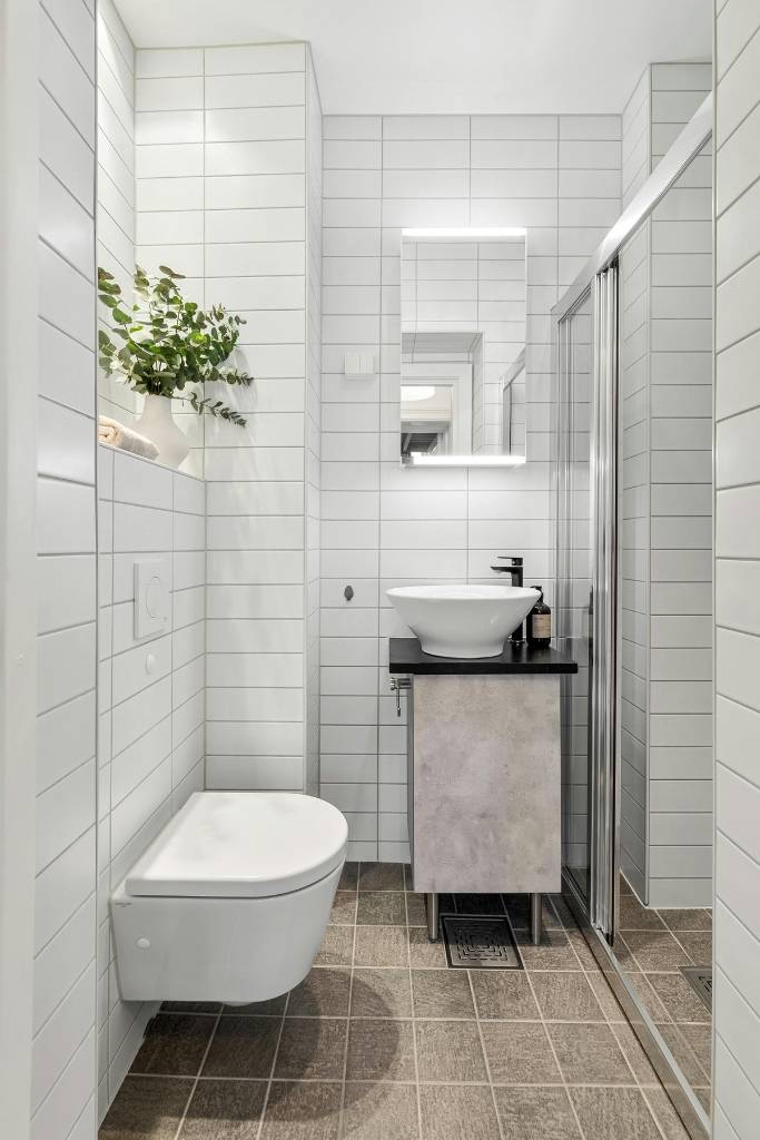 bathroom wall decor ideas