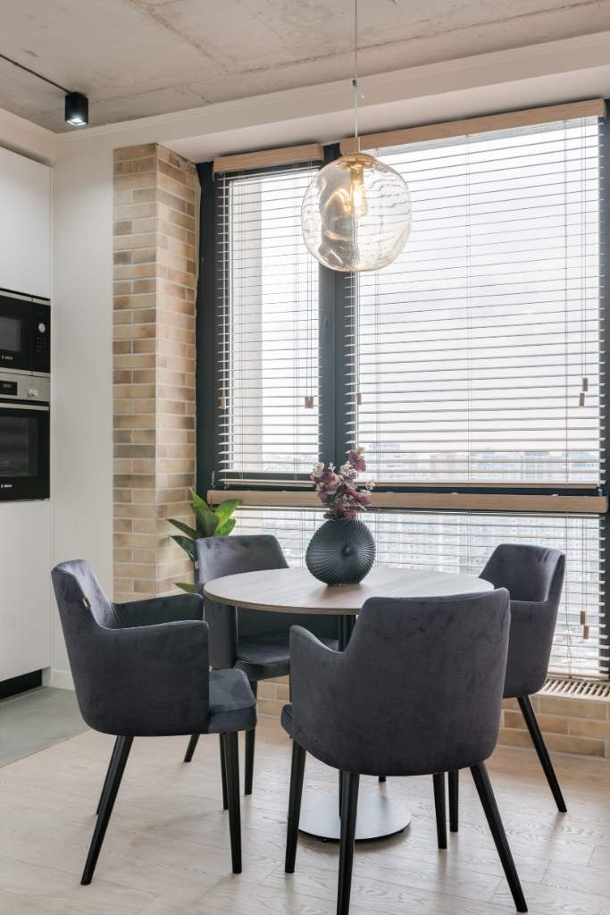 Round Table Dining Room