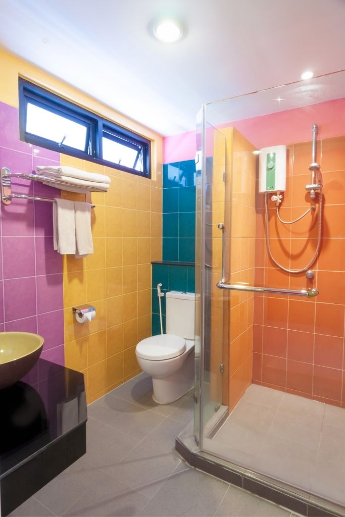 colorful Bathroom Decor Ideas