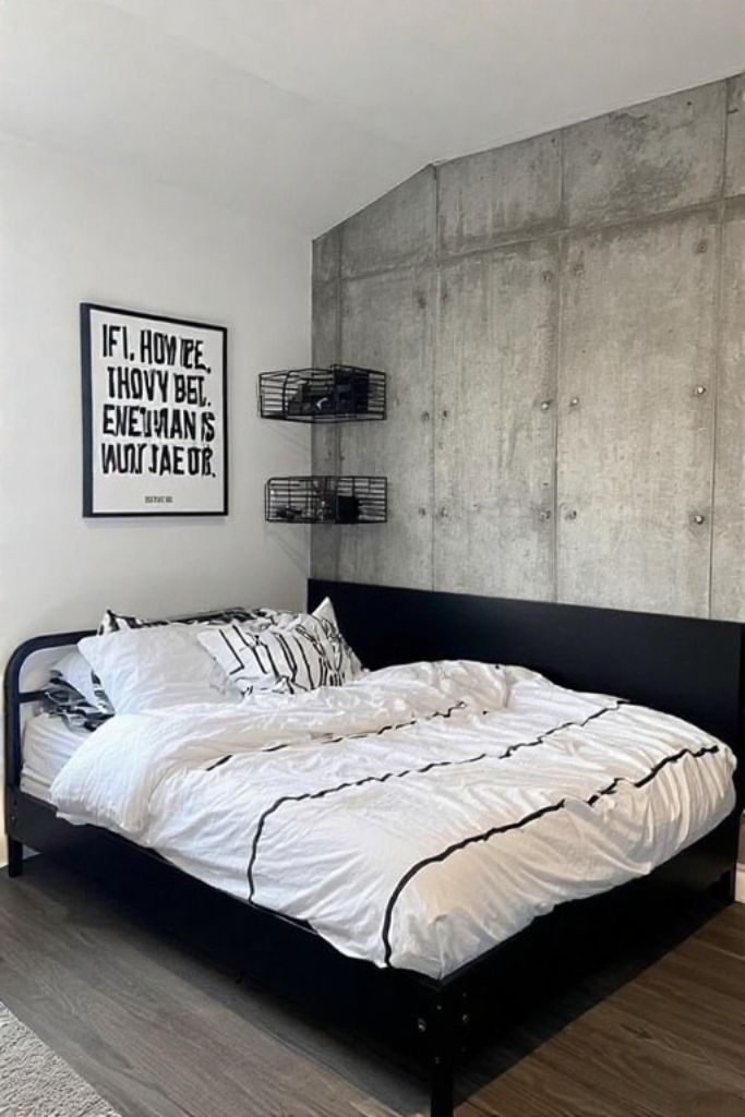 teenage girl bedroom